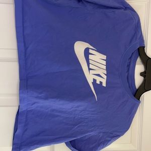 Nike cropped shirt